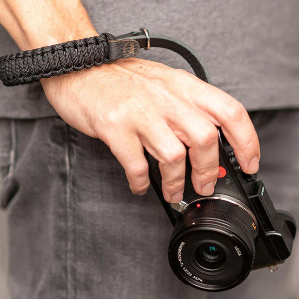 Paracord Handstrap created by COOPH, black/black