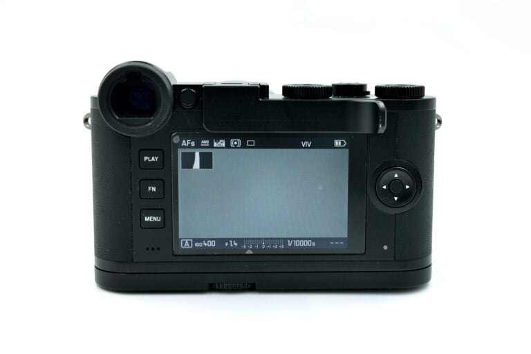 Leica CL, black - APS-C 24MP Interchangeable-lens camera.